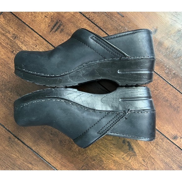 Dansko Women’s Professional Black‎ Clogs- Size 6.5-7—Size 37 - Picture 6 of 9